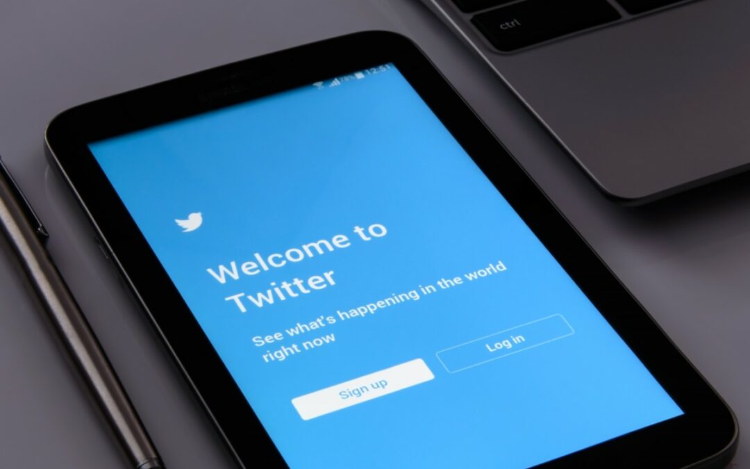 Twitter se plantea experimentar con etiquetas de colores para marcar tuits inapropiados